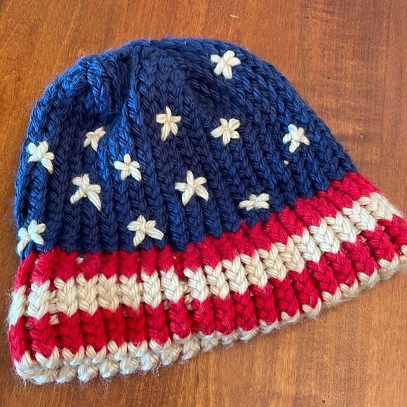 Hand Knit American Flag Chunky Knit Hat - Picture 1 of 2